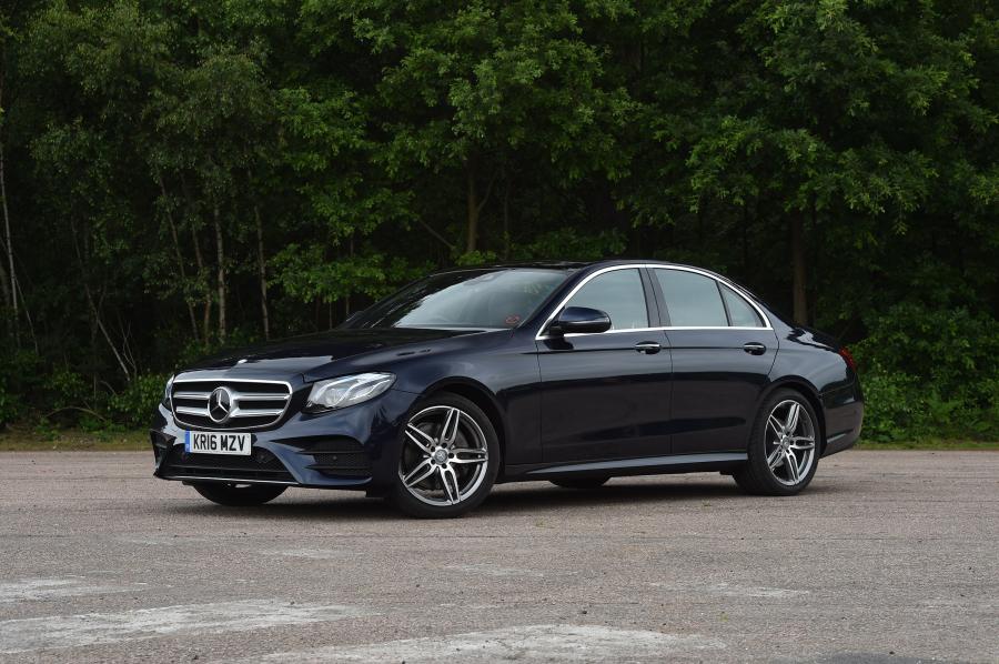  Mercedes-Benz E220 d AMG Line 2016 года  (UK) (фото 3 из 31)